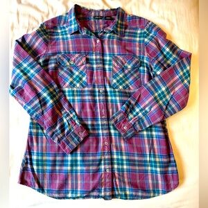Eddie Bauer Ladies Plaid Flannel Longsleeve button down
